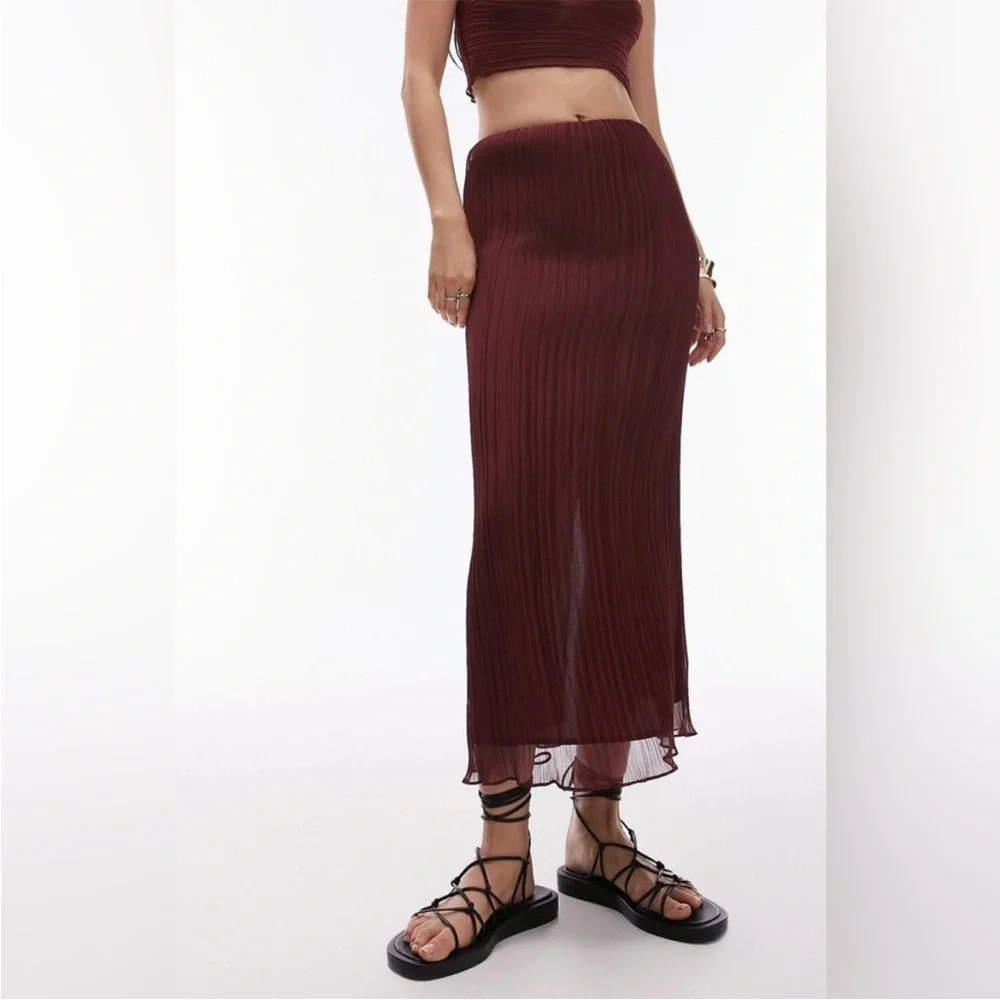 2/$30 Topshop Plisse Straight Midi Skirt in Maroon sz 8